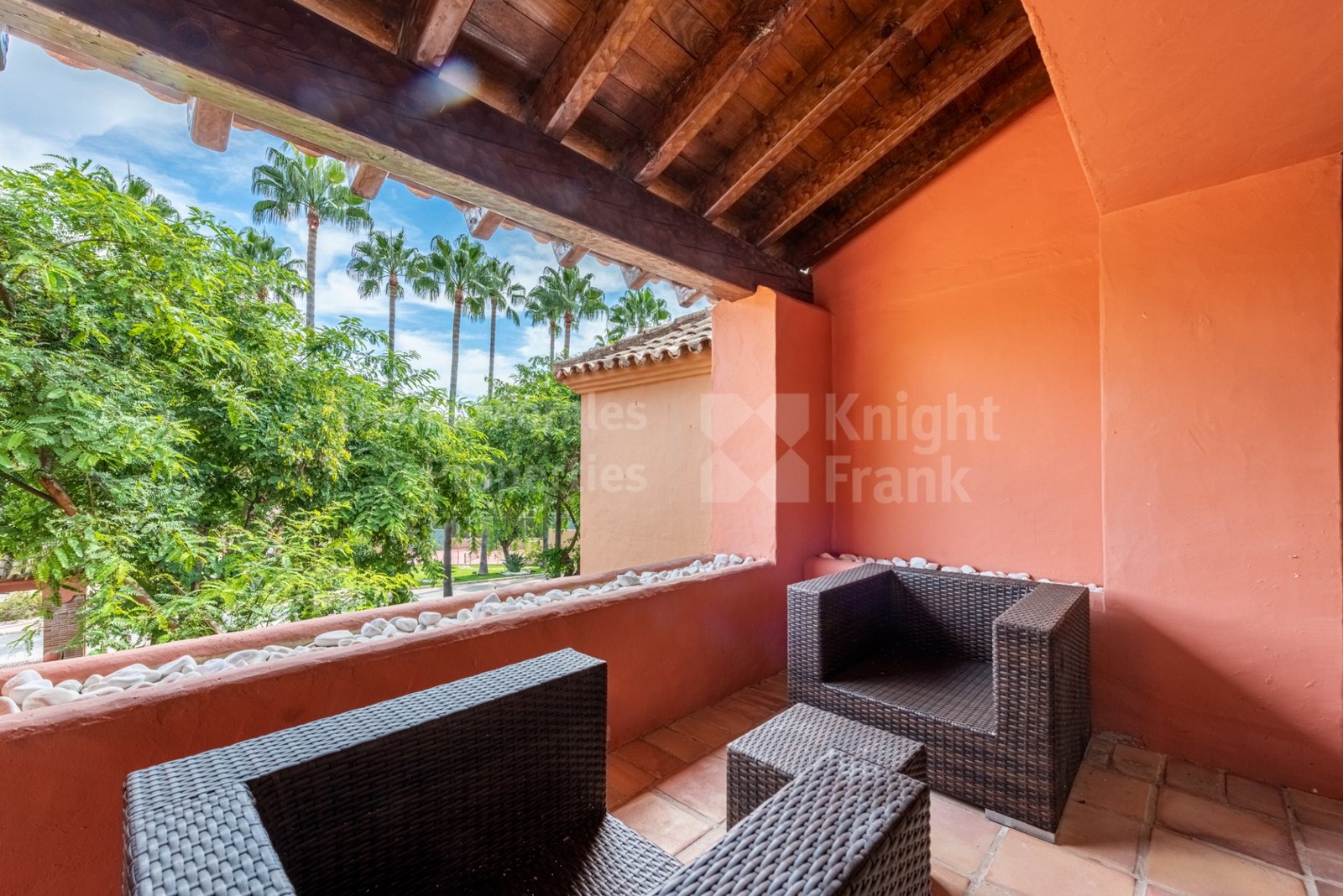 fd7eea00-e8a6-4431-a78b-3fa94cd80280